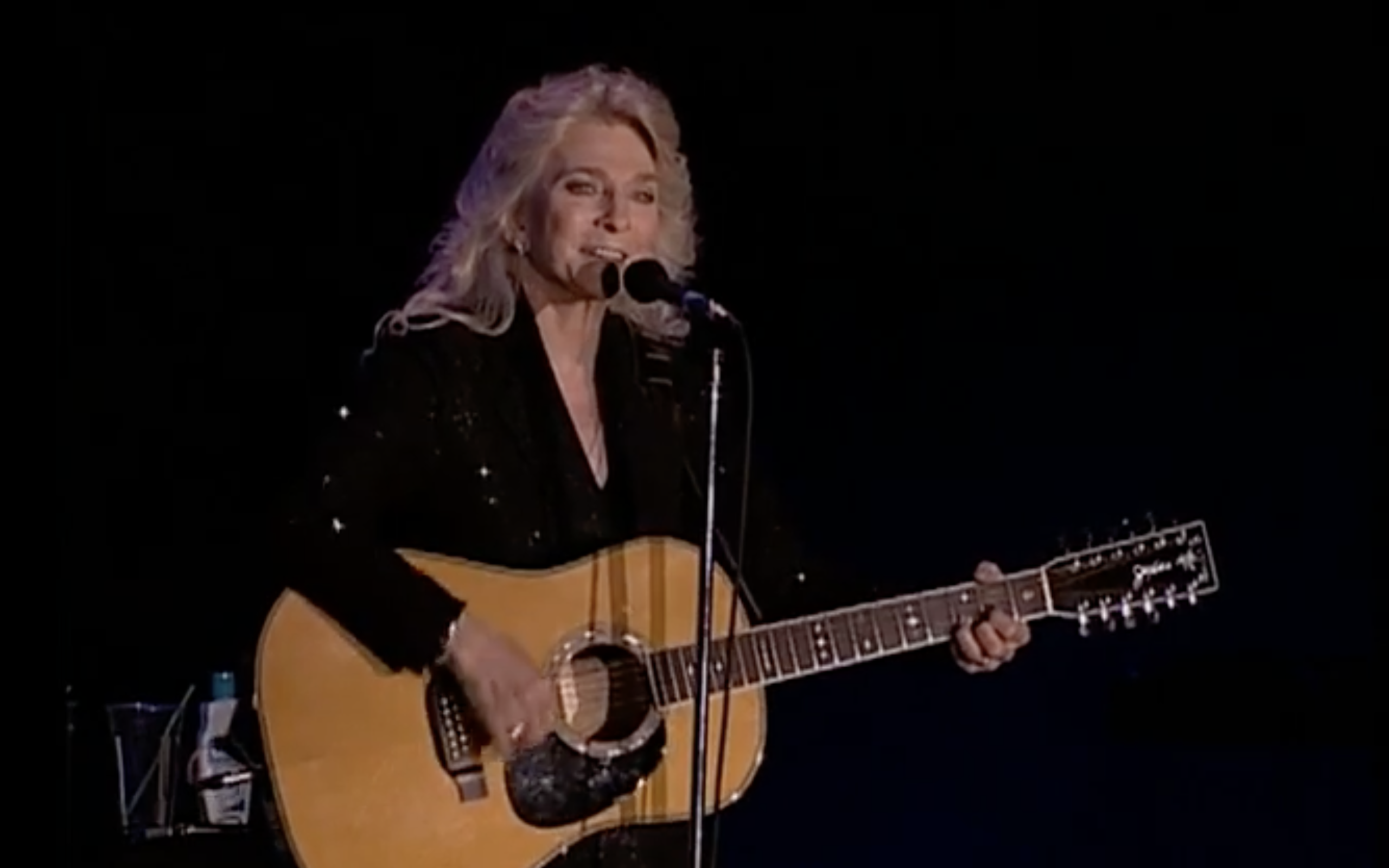 Judy Collins live on tour